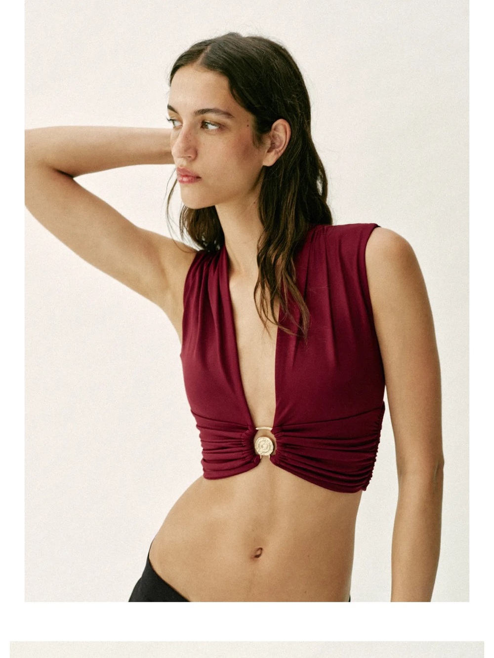 Zara Burgundy Sleeveless Deep V Crop Top with Gold Ring - Picture 4 of 5